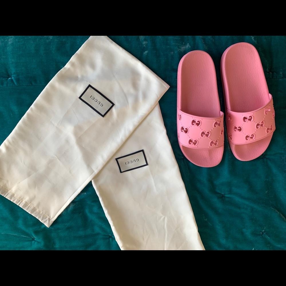 Gucci Slides *AUTHENTIC*